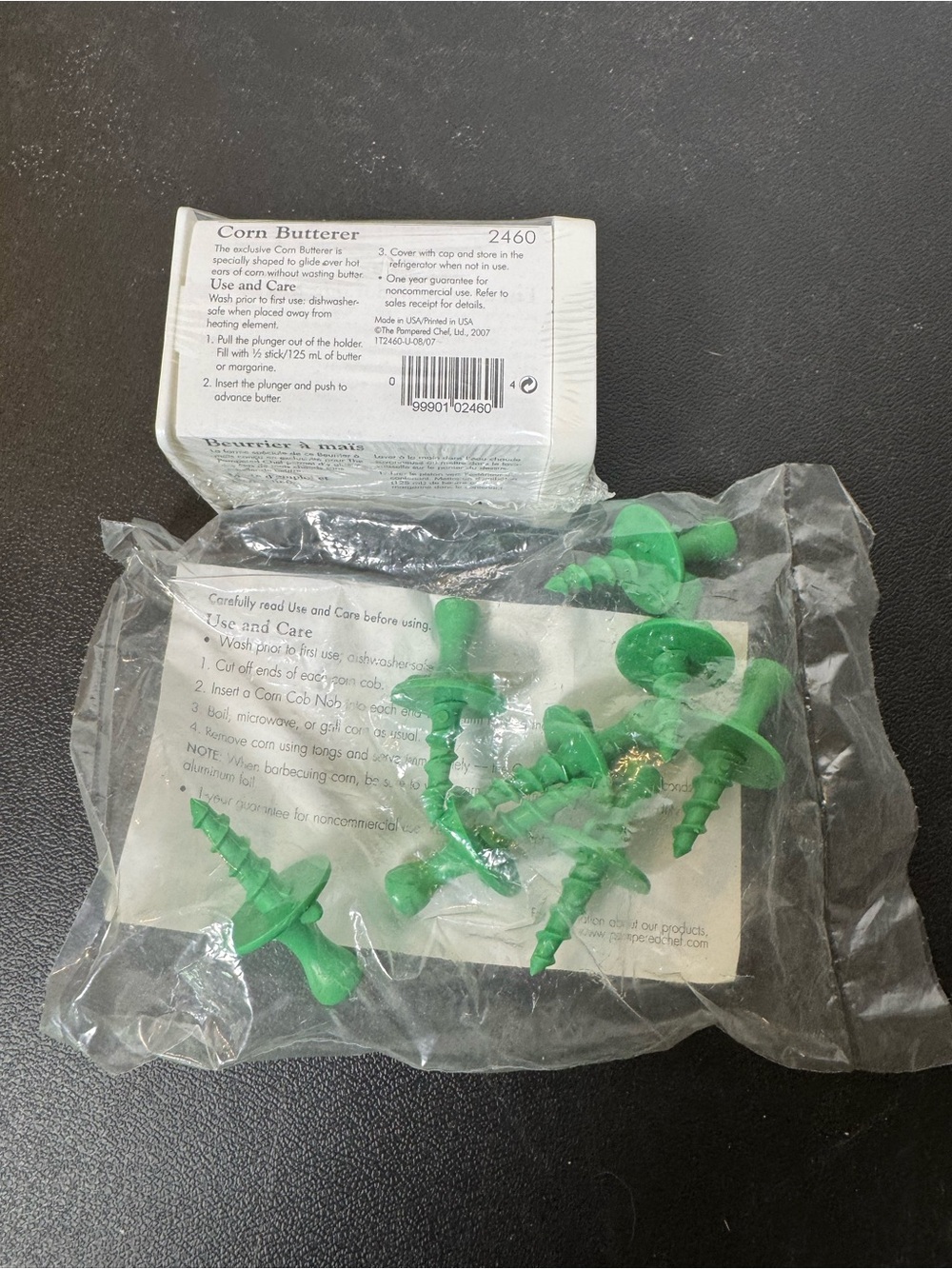 The Pampered Chef Corn Butterer and Green Corn Holders Set